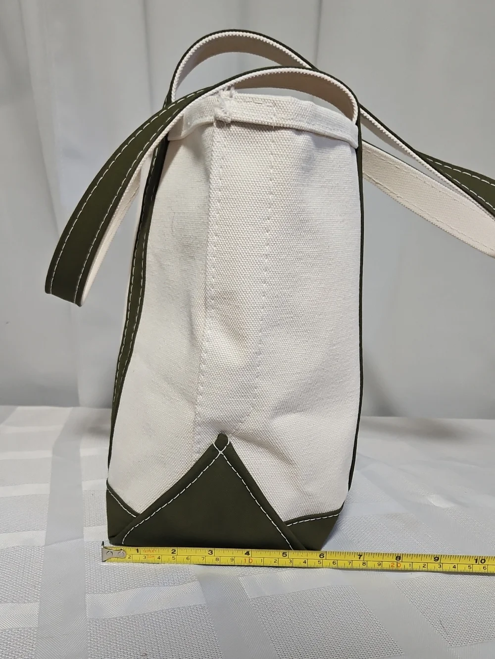 Medium LLBean Boat and Tote With Long Handles - Picture 3 of 5